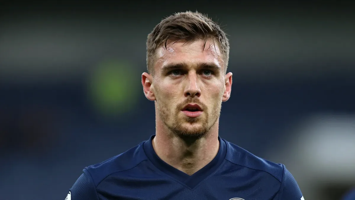 Raith Rovers travel to face rivals Dunfermline Athletic in a Championship Fife derby broadcast live on BBC Scotland on...