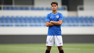 Raith Rovers sign Rangers midfielder Calum Adamson on a season-long loan